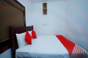 Station Garden Hotel And Resturant By Oyo Rooms