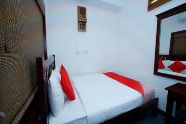 Station Garden Hotel And Resturant By Oyo Rooms