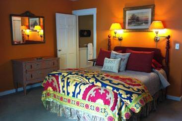 هتل Mary Prentiss Inn