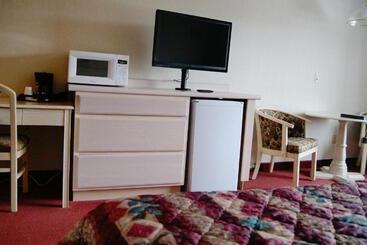 فندق Meadow Court Inn  Ithaca