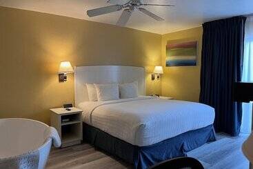 فندق Monterey Bay Lodge