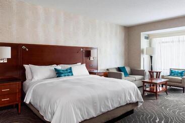 هتل Rochester Marriott Mayo Clinic Area