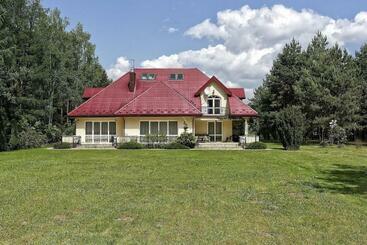 شقق خاصة سياحية Willa Wiązowna