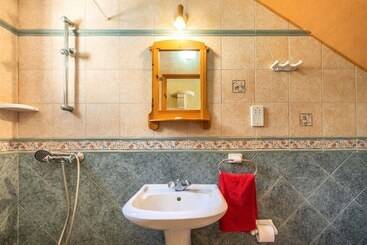 آپارتمان‌های توریست‌ها Ta Debora 3 Bedroom Villa With Private Pool