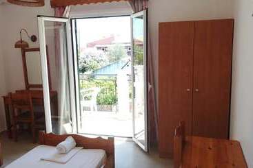 公寓式酒店  F S Kavos