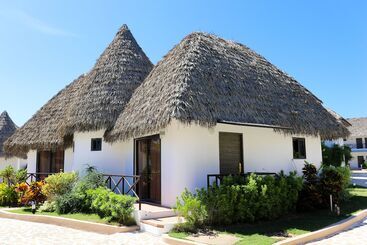 Safari Hotel And Villas Powered By Cocotel