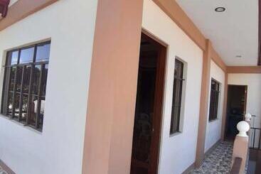 پانسیون Bendoy's Transient House