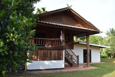 펜션 Chanmuang Guesthouse