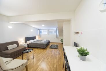 پانسیون F Apartments