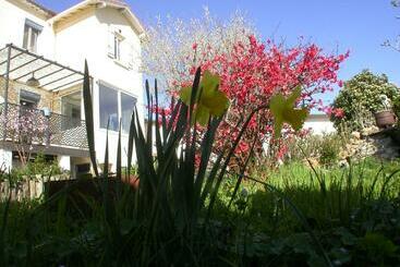 住宿加早餐  L'agapanthe