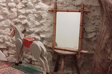 민박 Mimi La Sardine