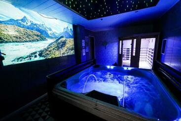 شقق خاصة سياحية Gites Spa Strasbourg   Villa Ours   Spa Privé, Sauna, Borne D Arcade, Babyfoot