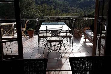 B&b La Tour D Augusta