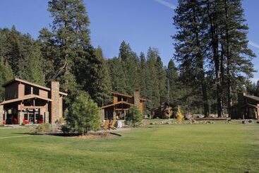 민박 Highlands Ranch Resort