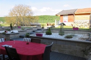 مبيت وإفطار La Pause En Bugey