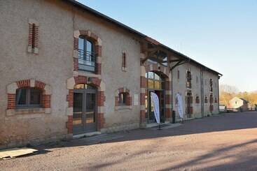 ホテル La Ferme Intention