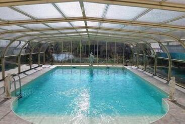 Le Clos Des Cedres B&b