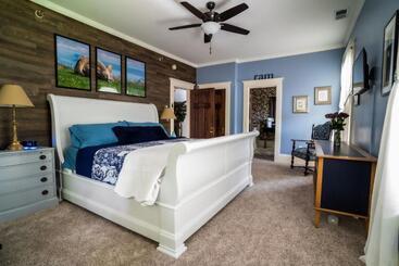 The Nordic Pineapple Bed And Breakfast