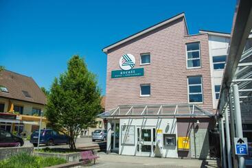 Ascott Hotel & Restaurant