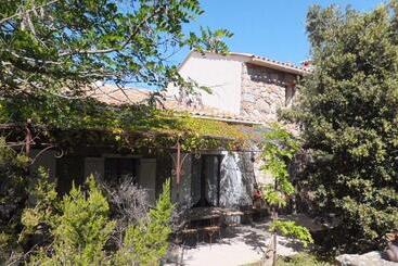 ベッドアンドブレックファースト Les Chambres De L Hôte Antique