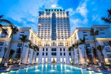 酒店 Nam Cuong Nam Dinh