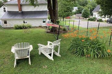 Пансион Freedom House B&b