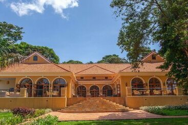 هتل Brovad Sands Lodge