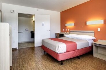 Мотель Park Inn By Radisson, Woods Cross