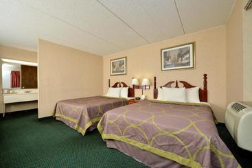 مُتل Days Inn By Wyndham Lenox Ma