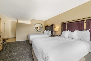 فندق Ogunquit River Inn & Suites