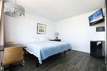 Olympic Island Beach Resort