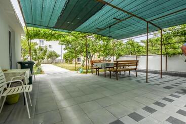 游客公寓 Apartment Kucinic