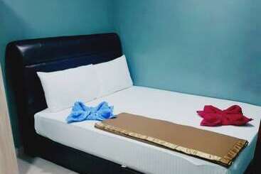 De Glory Hotel Usj 21