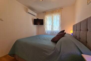דירות לתיירים Apartment Marija 1387