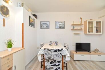 관광객 아파트 Apartment Sandro 2210