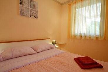 דירות לתיירים Apartments Benussi 1045