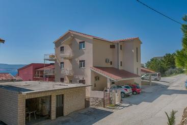 דירות לתיירים Apartments Ksenia
