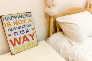 فندق صغير Best Time