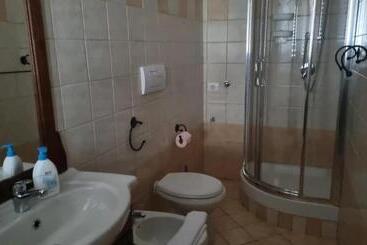 تختخواب و صبحانه Masseria La Rocca