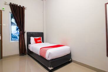 ホテル Oyo 1653 Fajar Residence