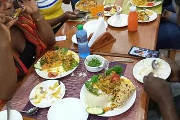 Buraha Zenoni Hotel And Resort
