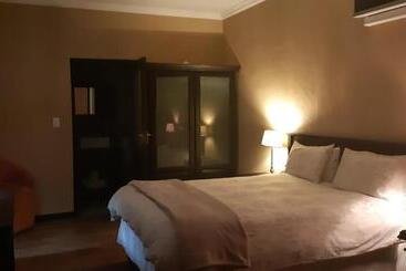 פנסיון African Dreams Guesthouse