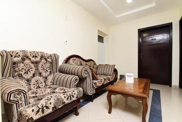 호텔 Oyo 367 Season