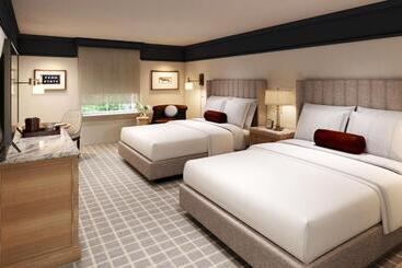 酒店 Nittany Lion Inn