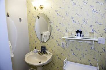 فندق Pecan Tree Inn