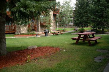 هتل Pine Ridge Condominiums