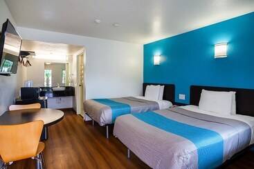 Motel 6ventura, Ca Downtown