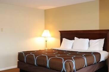 فندق على الطريق Elite Inn