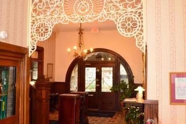 The Palace Hotel And Bath House Spa