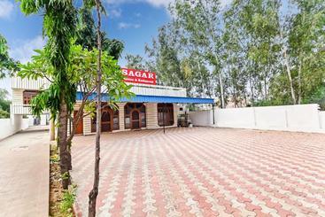 هتل Oyo 63430 Sagar  And Restaurant